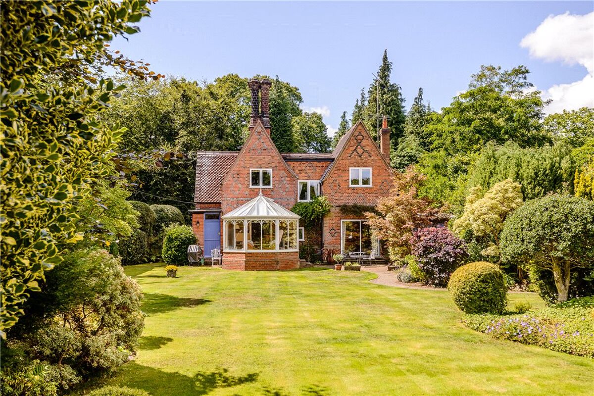 house for sale in Ribsden Holt, Chertsey Road, Windlesham, Surrey, GU20