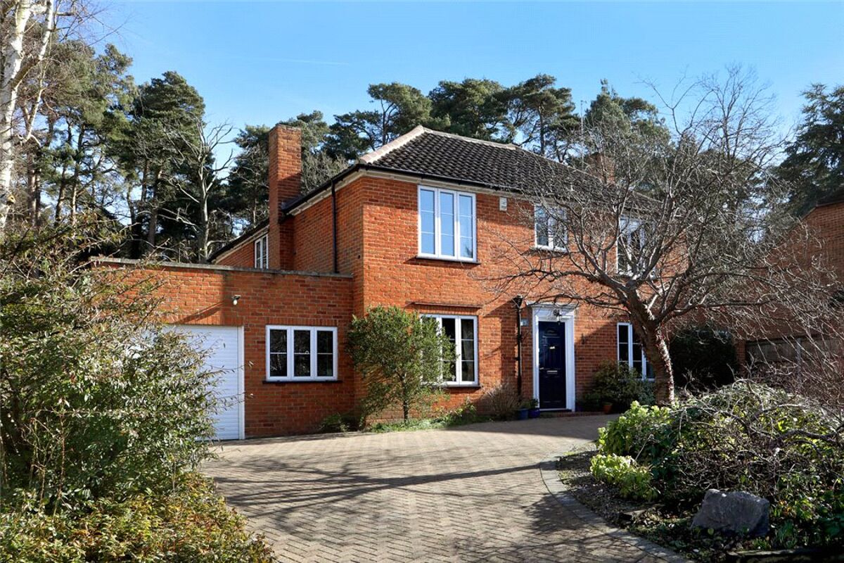 house for sale in Woodend Drive, Ascot, Berkshire, SL5 ASC180024