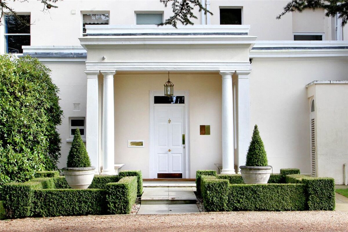 flat for sale in Kings Ride House, Prince Albert Drive, Ascot