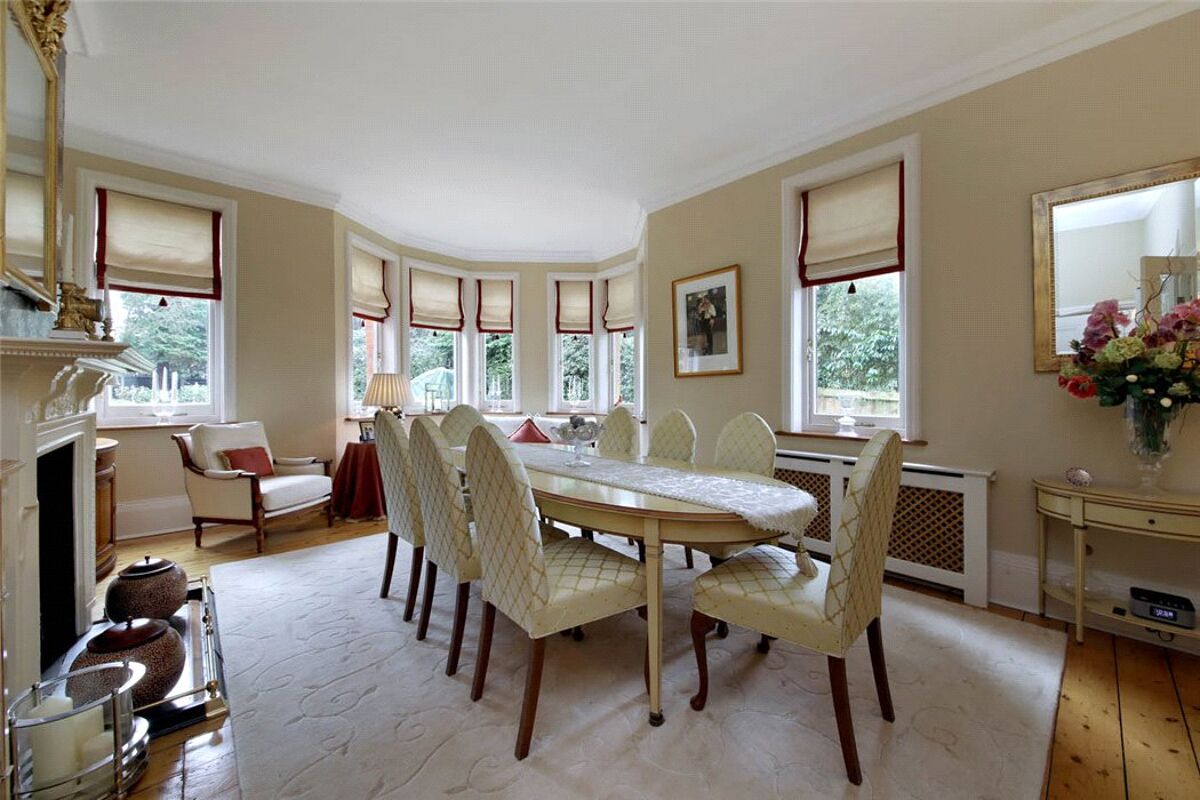 house for sale in Heathfield Avenue, Sunninghill, Berkshire, SL5