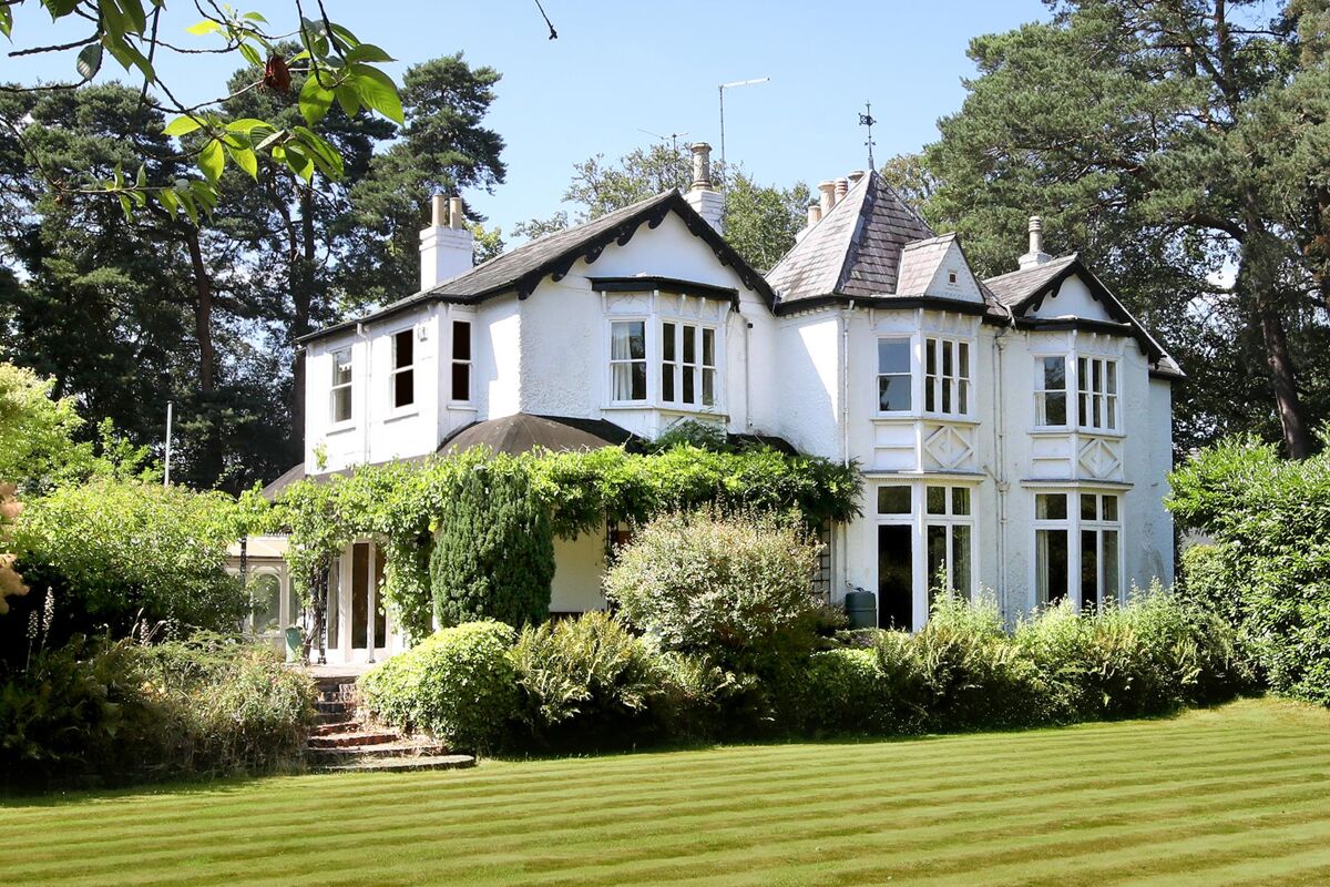อสังหาริมทรัพย์สำหรับจำหน่าย Bagshot Road, Ascot, Berkshire, SL5