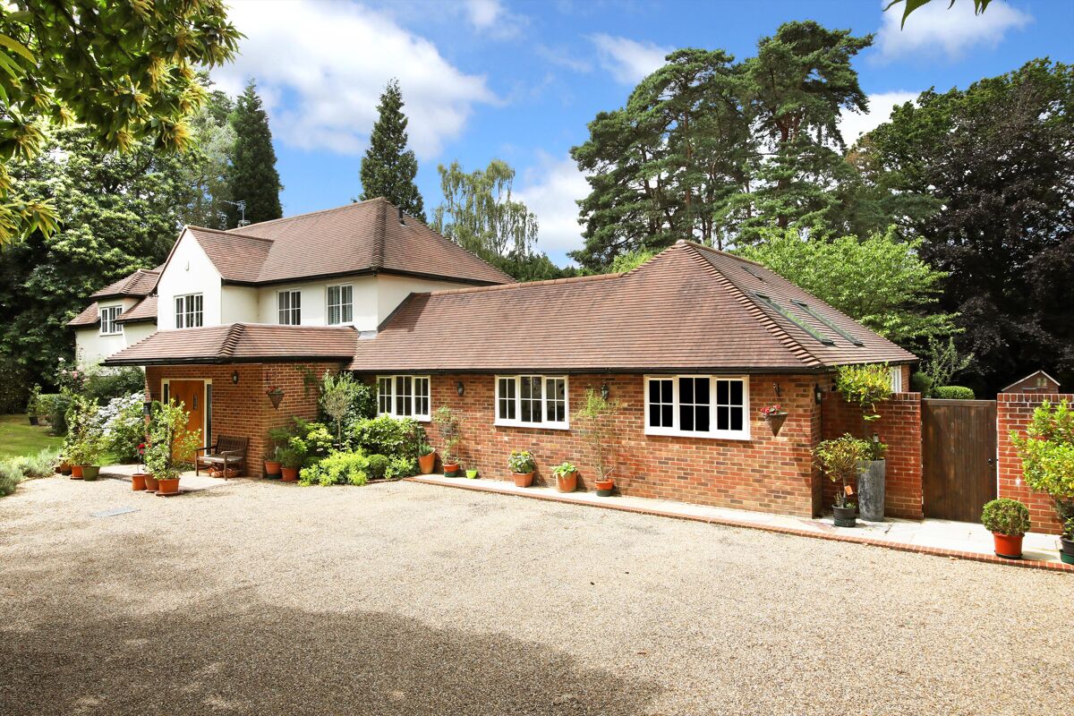 อสังหาริมทรัพย์สำหรับจำหน่าย Prince Consort Drive, Ascot, Berkshire