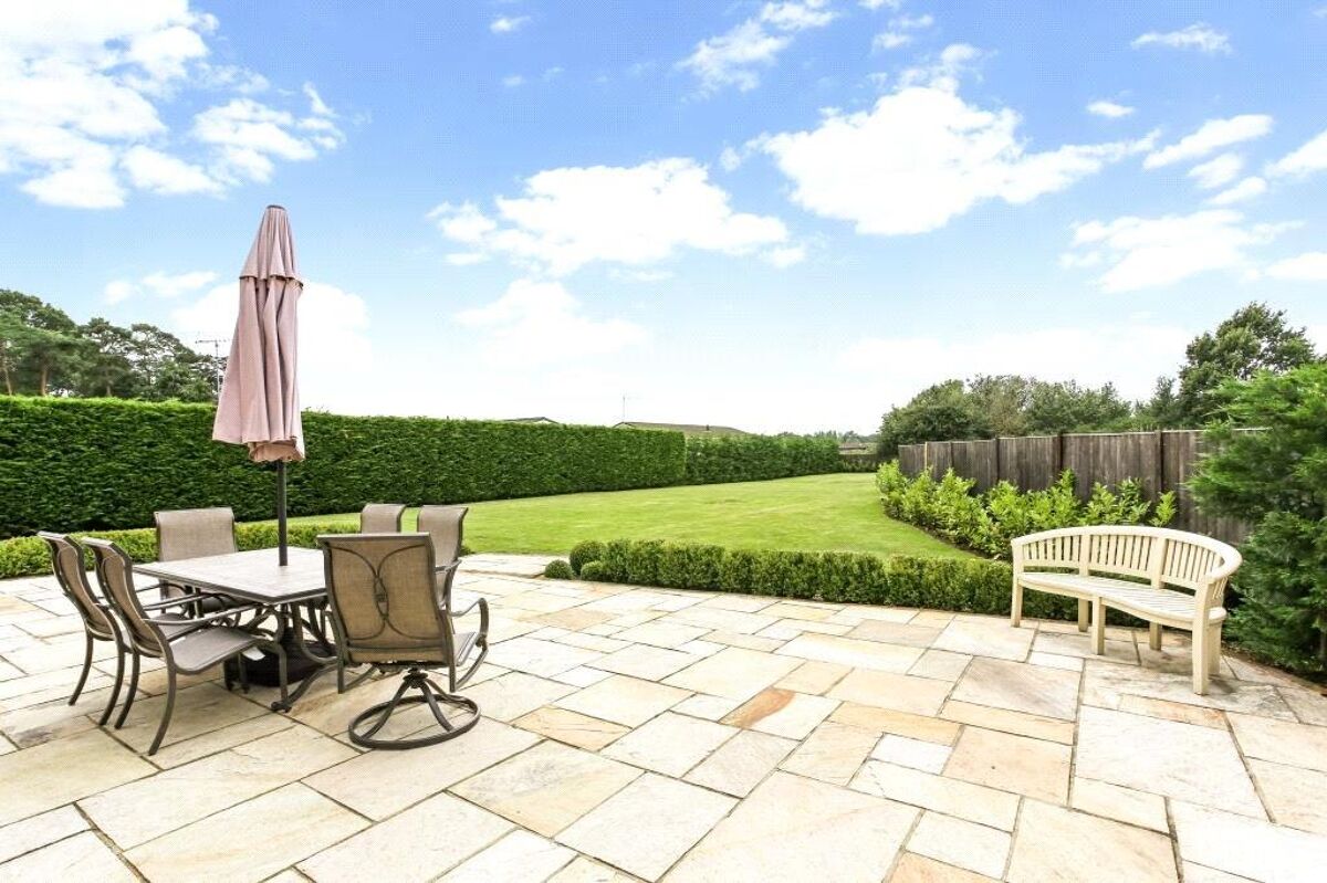 house for sale in Parkers Lane, Maidens Green, Bracknell, Berkshire