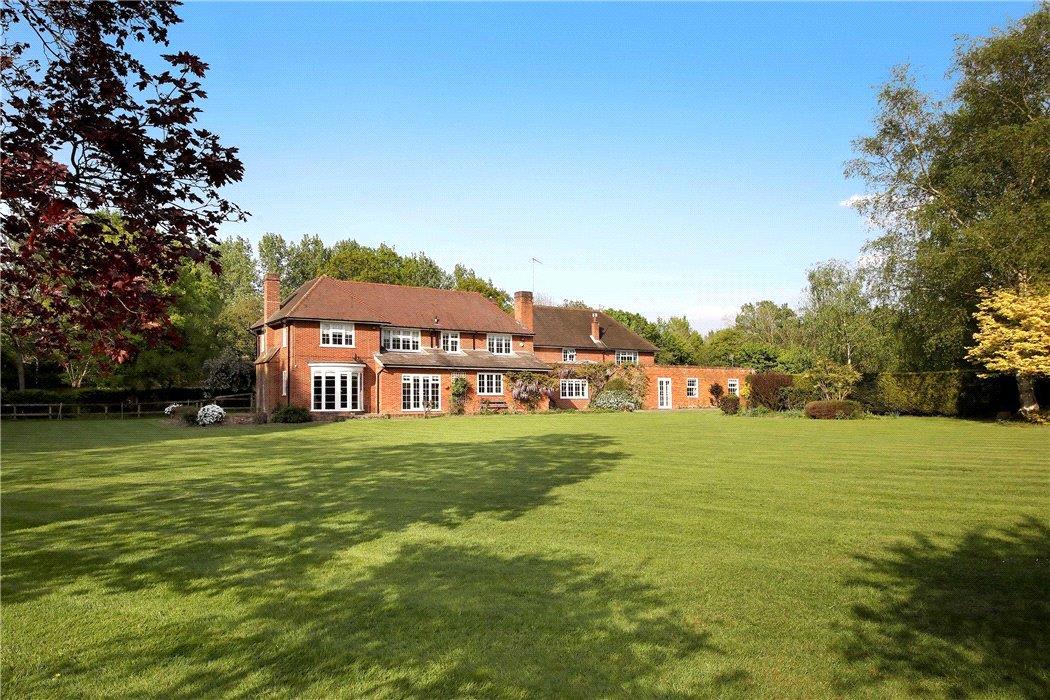 house for sale in Hodge Lane, Hatchet Lane, Windsor, Berkshire, SL4