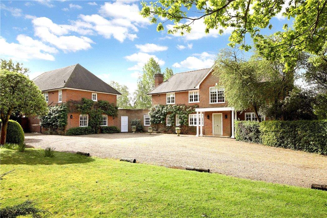 house for sale in Hodge Lane, Hatchet Lane, Windsor, Berkshire, SL4
