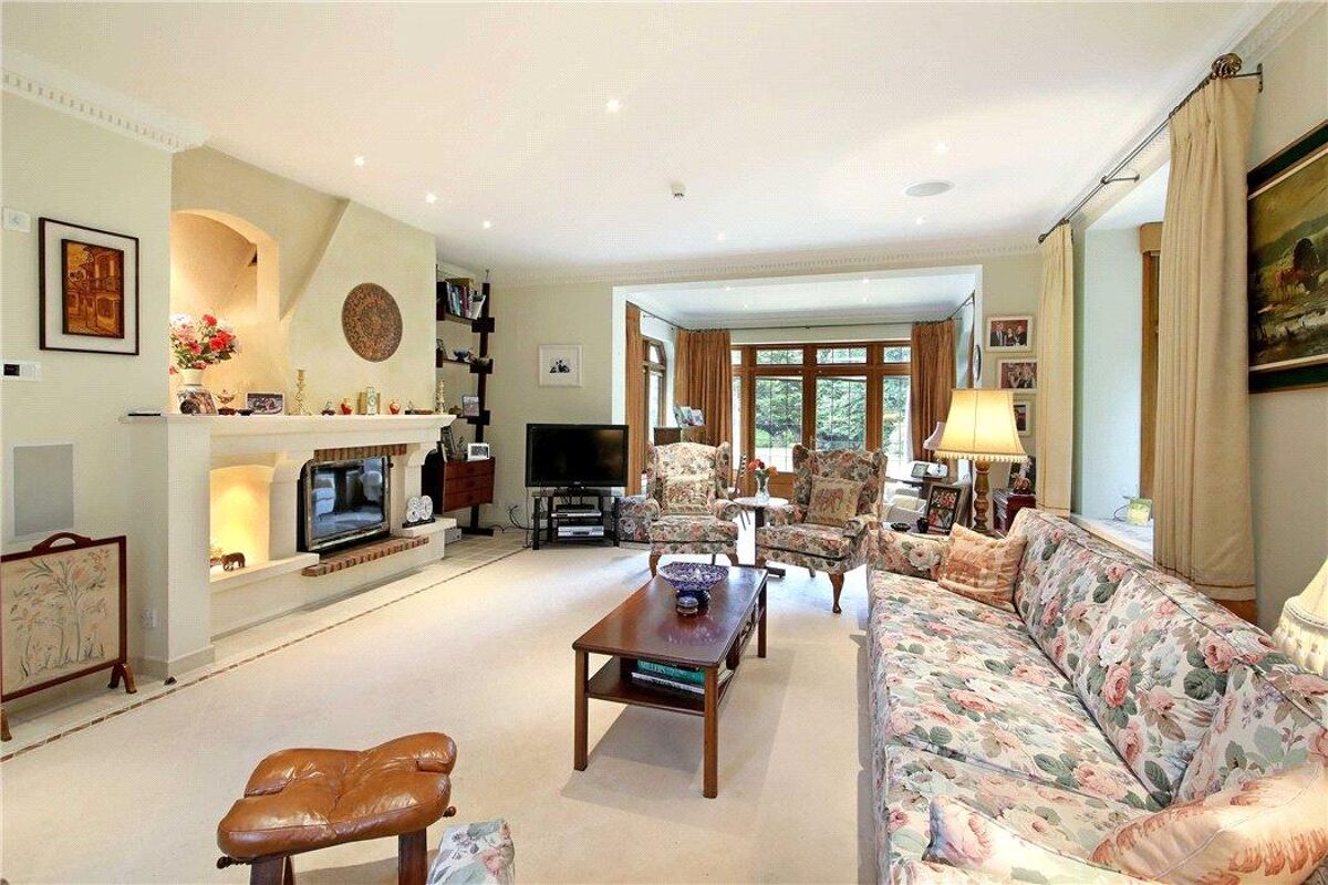 house for sale in Wellington Avenue, Virginia Water, Surrey, GU25