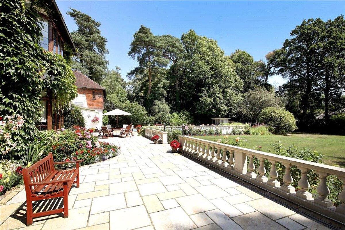 house for sale in Wellington Avenue, Virginia Water, Surrey, GU25