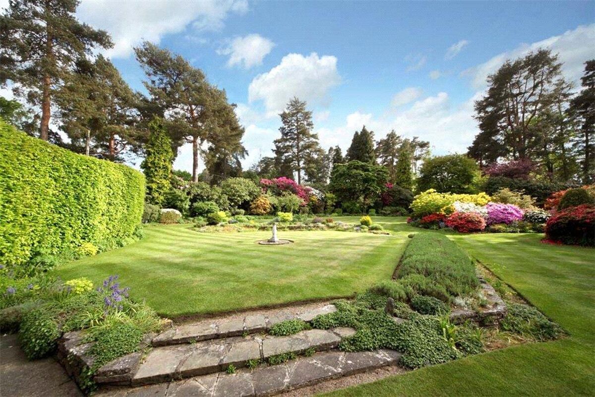 house for sale in Sherbourne Drive, Wentworth, Berkshire, SL5