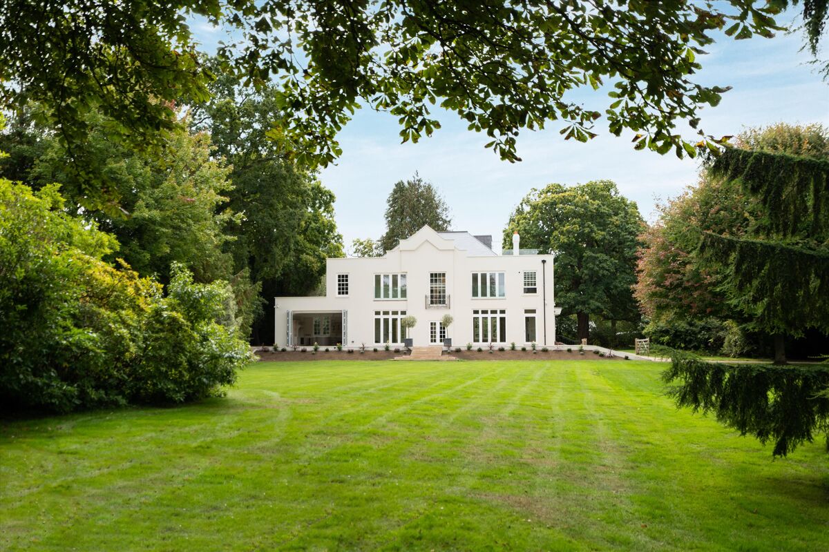 house for sale in Longcross Road, Longcross, Surrey, KT16 ASC190200