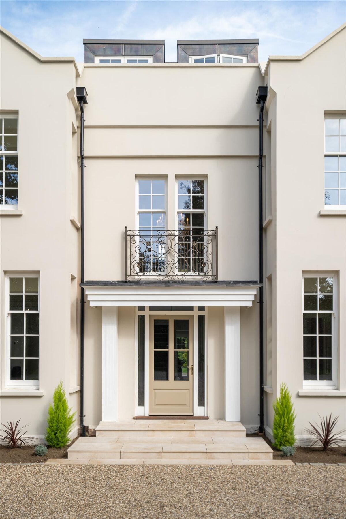 house for sale in Longcross Road, Longcross, Surrey, KT16 ASC190200