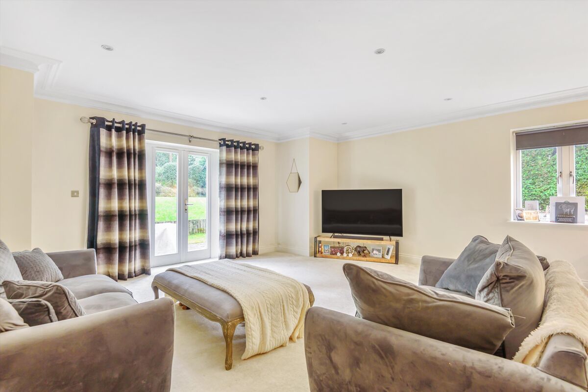 flat to rent in Kellie House, London Road, Sunningdale, Ascot