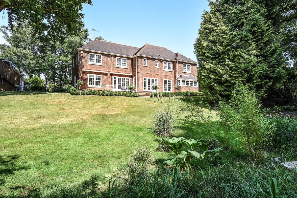 house to rent in Oakwood Road, Virginia Water, Surrey, GU25