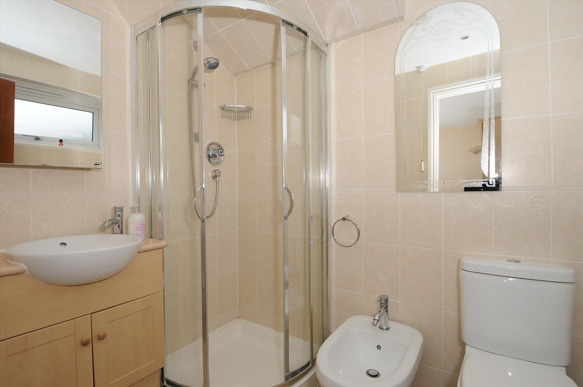 house to rent in Ham Island, Old Windsor, Windsor, Berkshire, SL4 ASQ012356946 Knight Frank