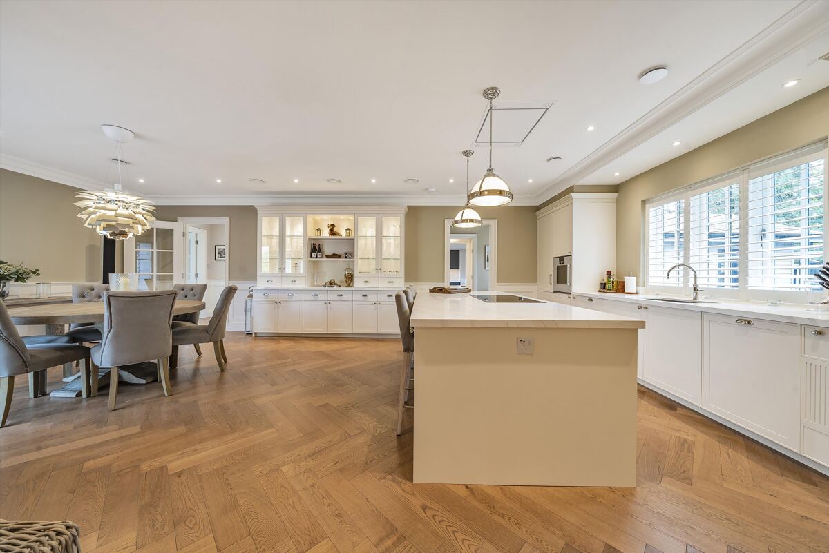 house to rent in Chertsey Road, Chobham, Woking, Surrey, GU24