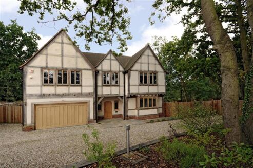 Picture of 5 bedroom house for rent.