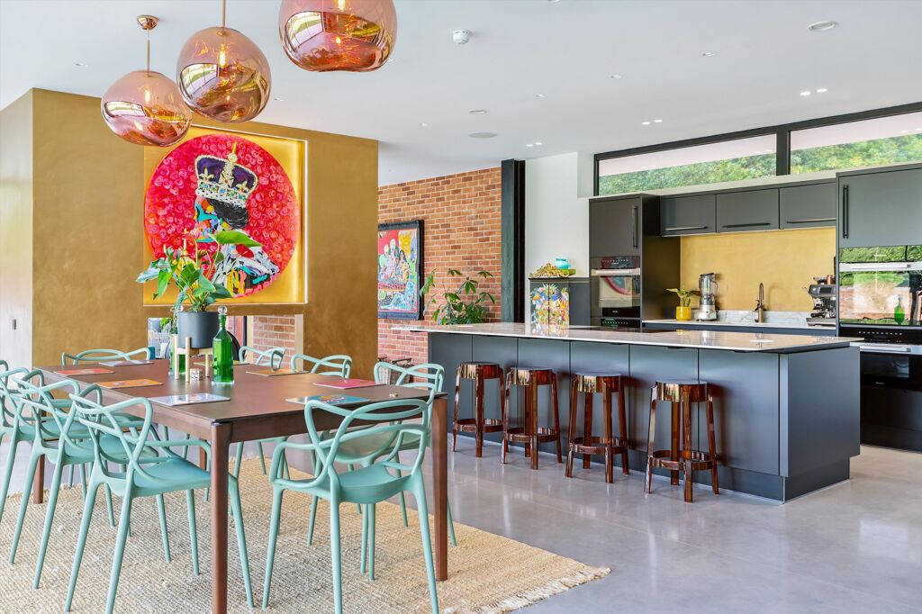 Image of London Road, Windlesham, Surrey, GU20