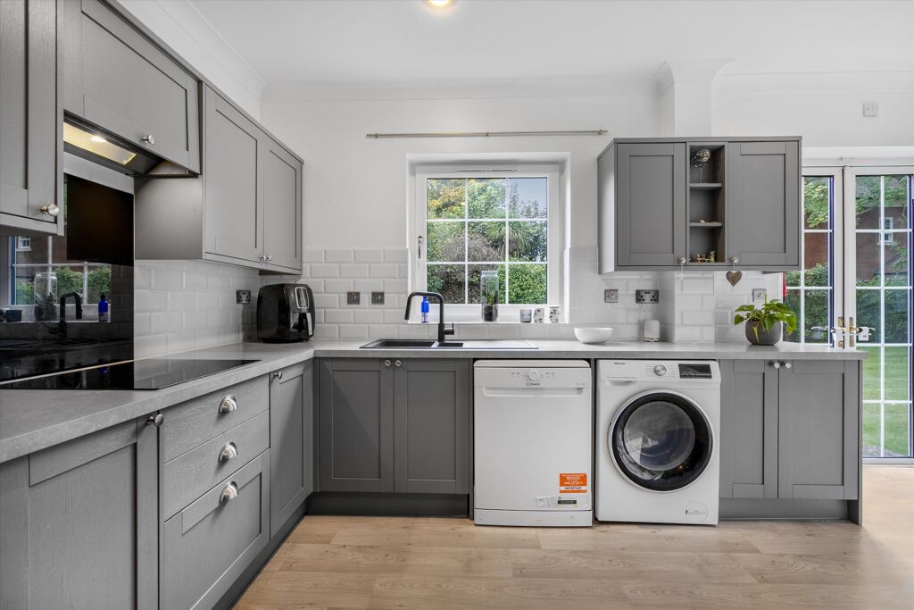 Image of Catherine House, Queenshill Lodge, London Road, Ascot, SL5