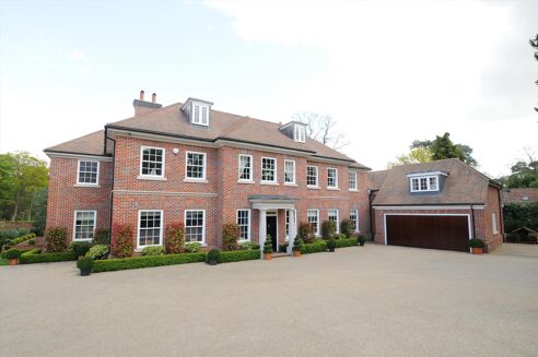 Picture of 5 bedroom house for rent.