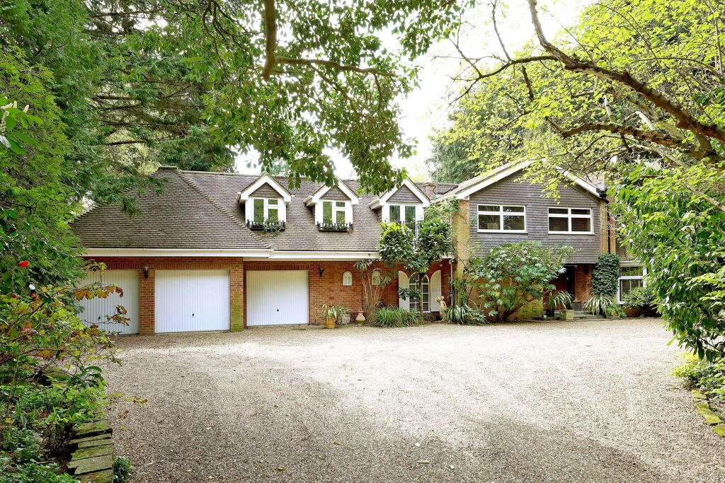 Image of Kennel Avenue, Ascot, Berkshire SL5