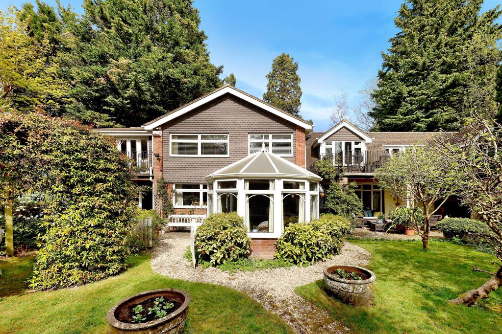 Image of Kennel Avenue, Ascot, Berkshire SL5