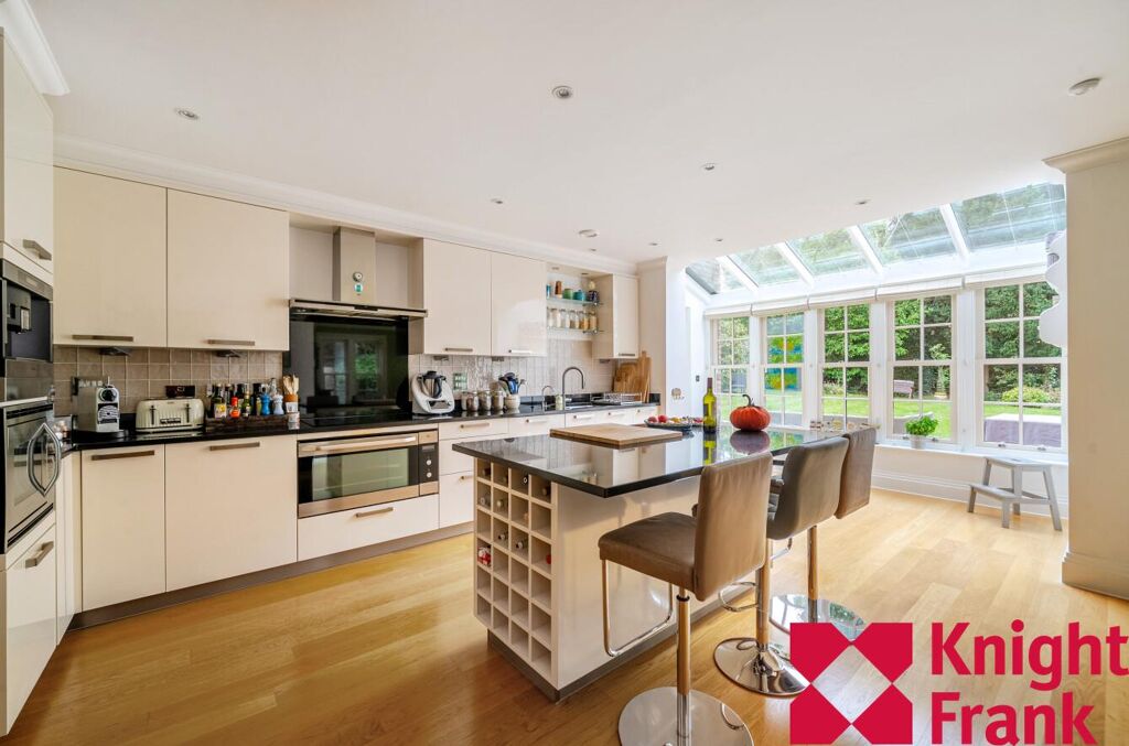 Image of Llanvair Close, Ascot, Berkshire, SL5