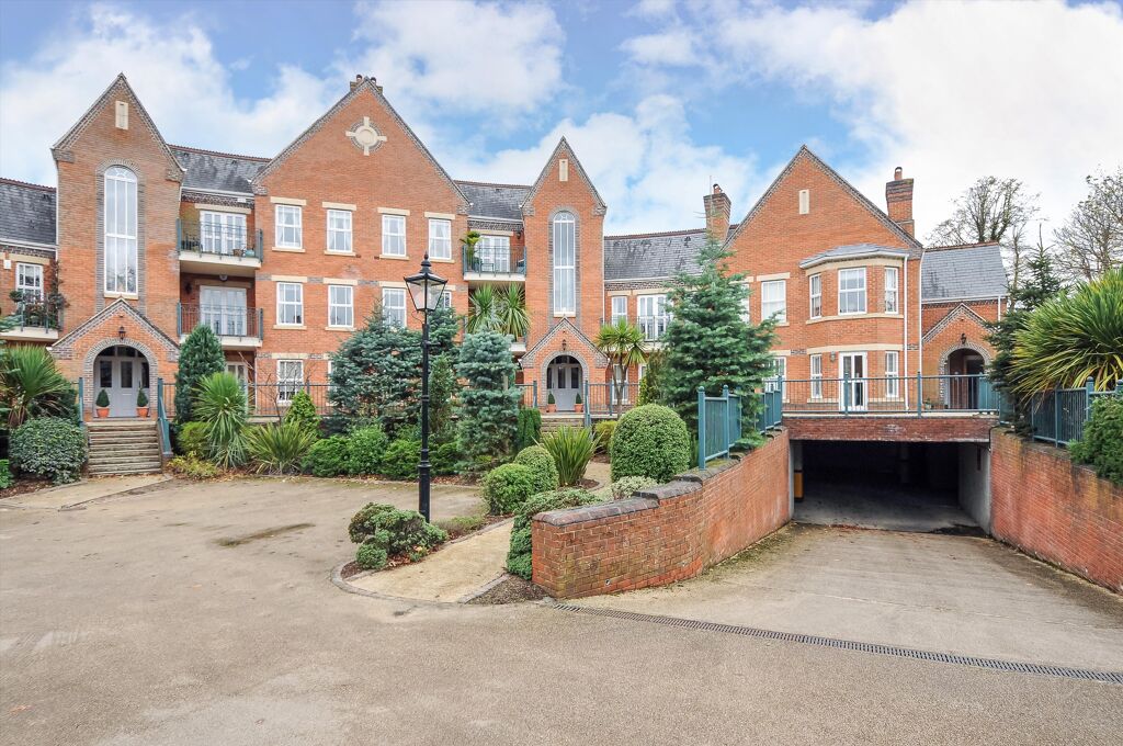 Image of Palmerstone Court, St Anns Park, Virginia Water, Surrey, GU25