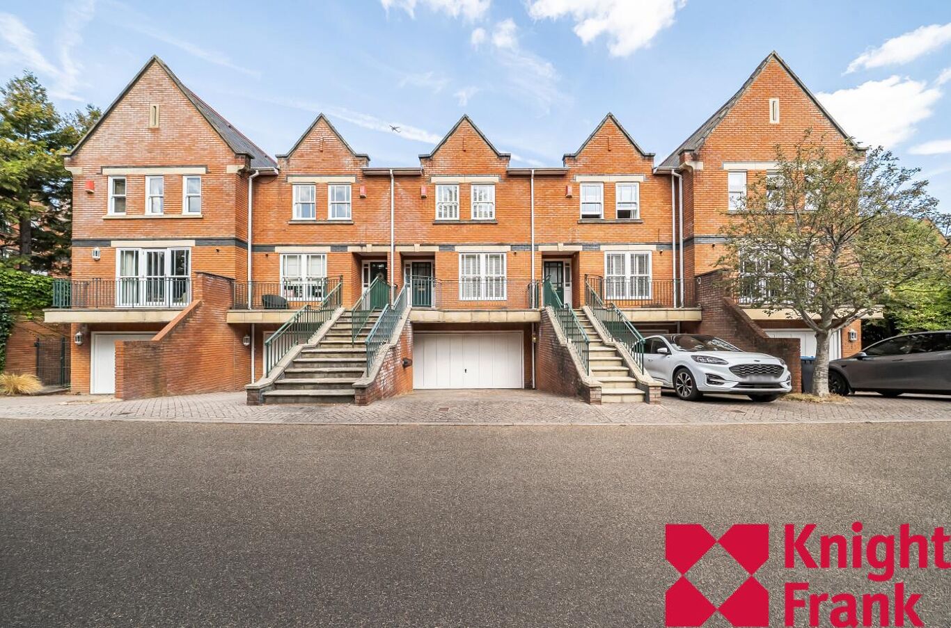 Image of Holloway Drive, Virginia Water, Surrey GU25