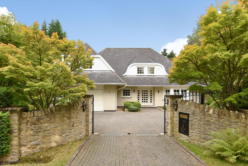 Image of Badgers Hill, Virginia Water, Surrey, GU25