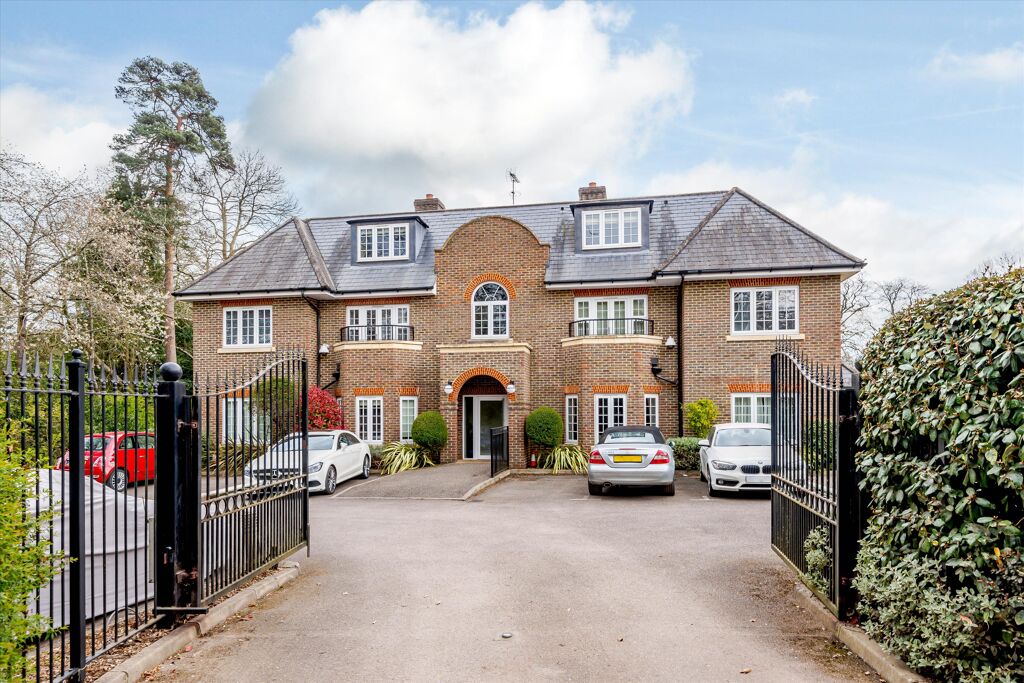 Image of Alderbourne, St. Georges Lane, Ascot, Berkshire SL5