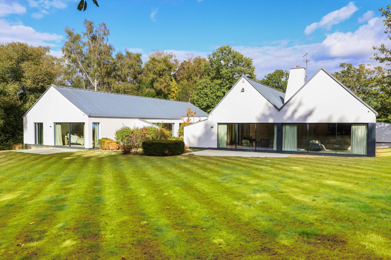 Image of Wellington Avenue, Virginia Water, Surrey GU25