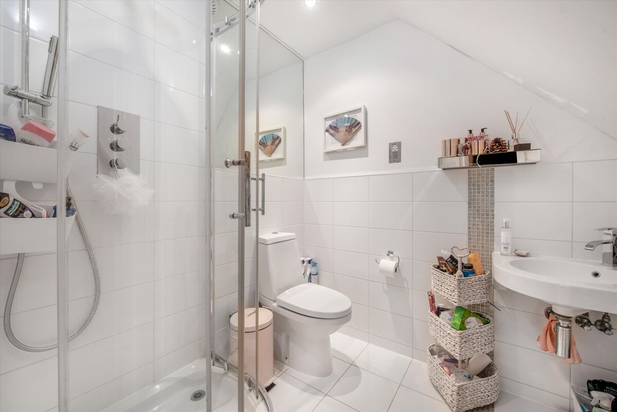 flat to rent in The Starting Gate, Brockenhurst Road, Ascot, Berkshire