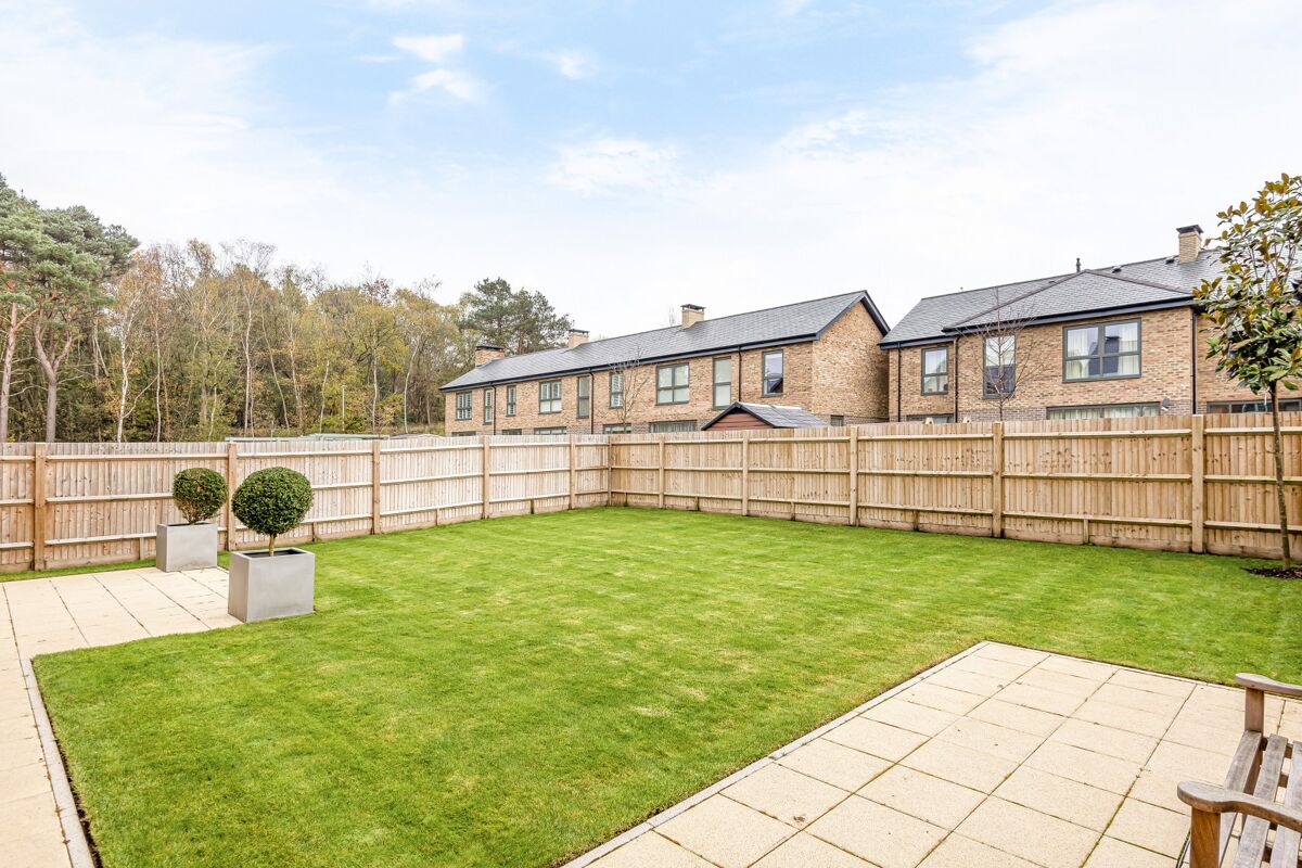 house to rent in Vickers Close, Longcross, Chertsey, Surrey, KT16 ASQ341740 Knight Frank