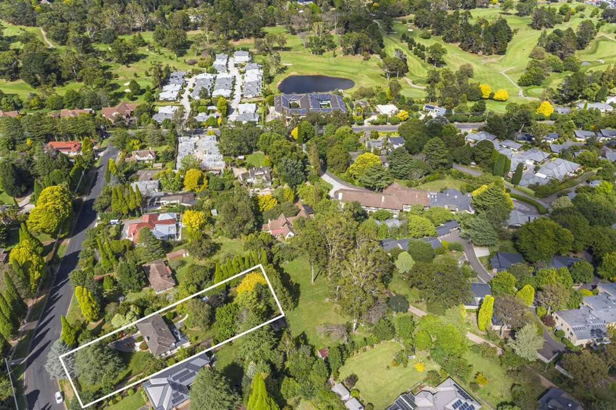 house for sale in 18 Aitken Road, Bowral, Sydney, NSW AU0257618