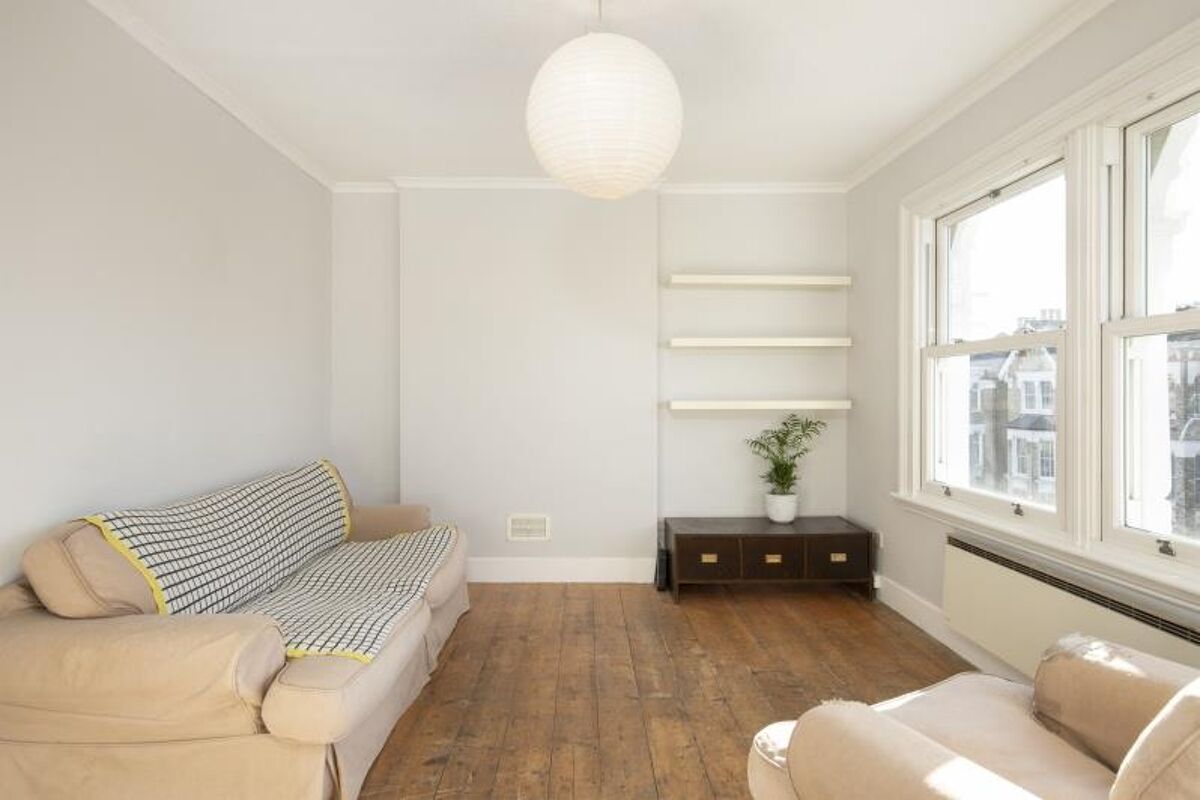 flat for sale in Oakhurst Grove, London, SE22 9AH AUC012187640