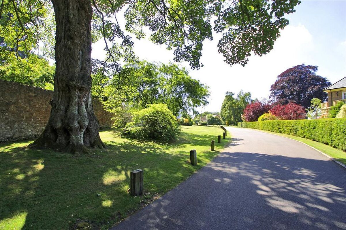 house for sale in 'The Ide Hill Hall, Phillippines Shaw, Ide