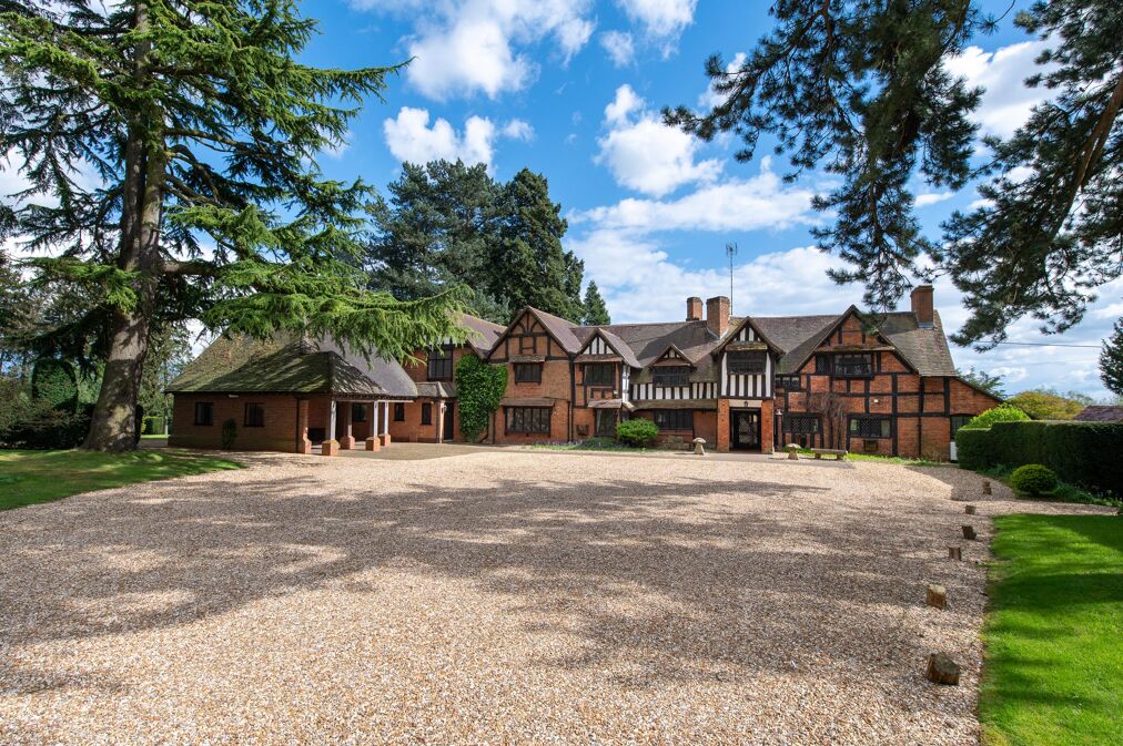 Image of Shakespeare Hall, Rowington, Warwick, Warwickshire, CV35 7DB