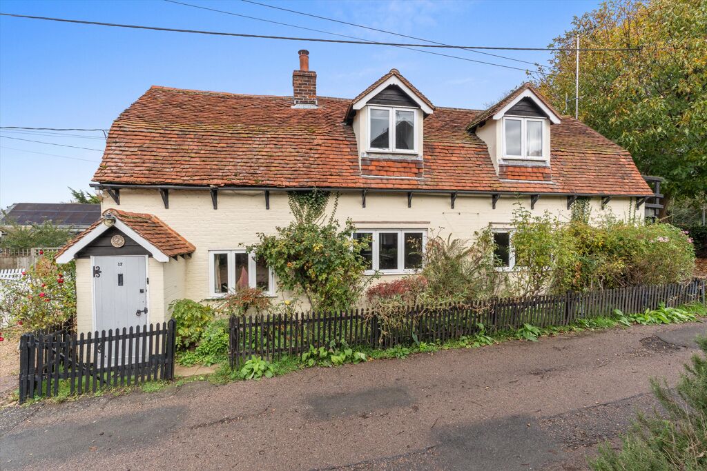 Image of Curlew Cottage, 17 The Lane, West Mersea, Colchester, Essex, CO5 8NT