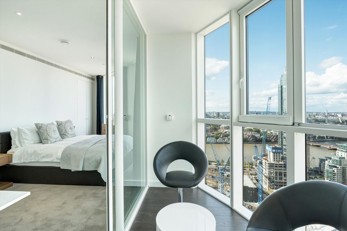 flat to rent in Apartment 3107, 155 Wandsworth Road, Vauxhall, London