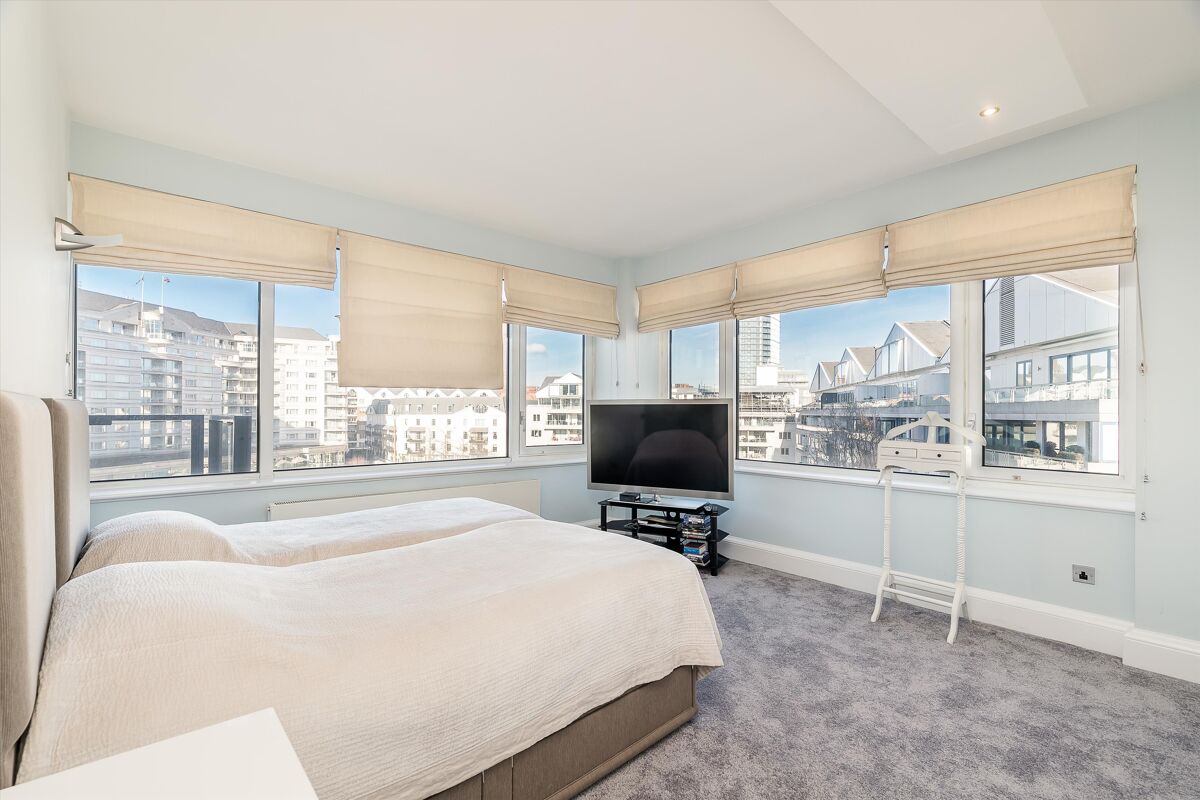 flat to rent in The Belvedere, Chelsea Harbour, London, SW10 BAQ012014820 Knight Frank