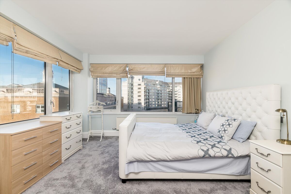 flat to rent in The Belvedere, Chelsea Harbour, London, SW10