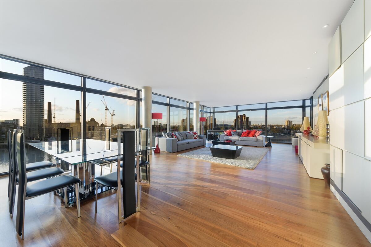 flat to rent in The Montevetro Building, 100 Battersea Church Road