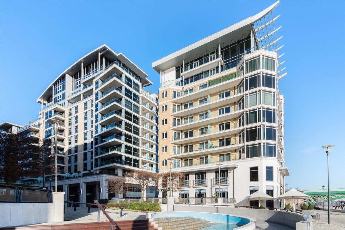flat to rent in Waterside Tower, The Boulevard, Imperial Wharf, London