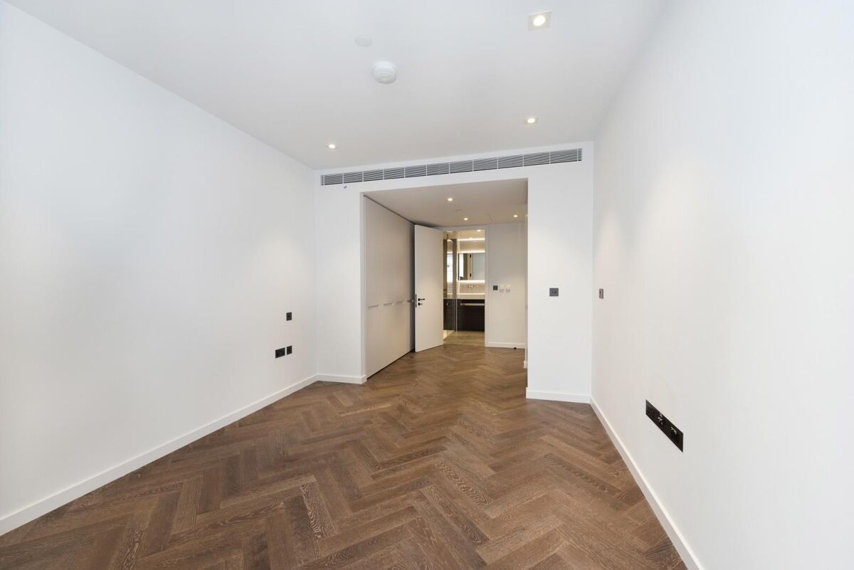 flat to rent in Scott House, Battersea Power Station, Battersea, SW8