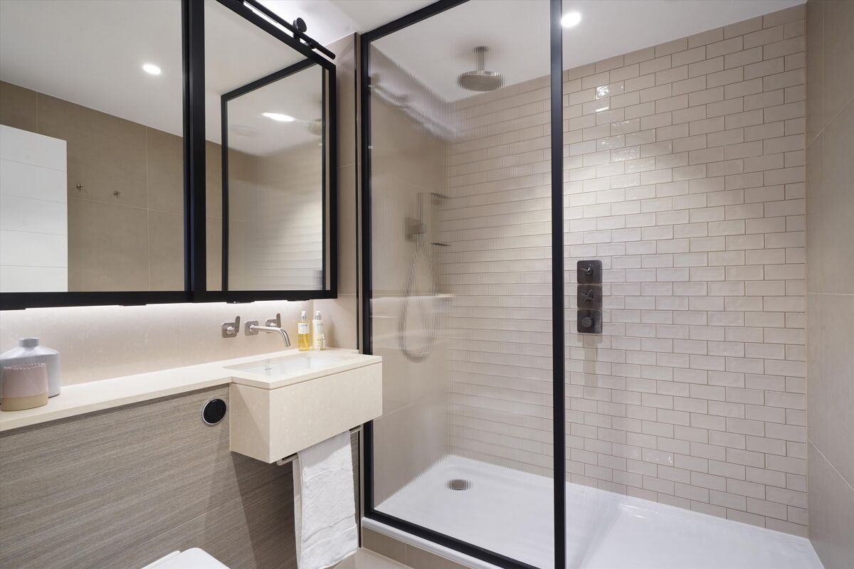 flat to rent in Radley House, 10 Palmer Road, Battersea, London, SW11