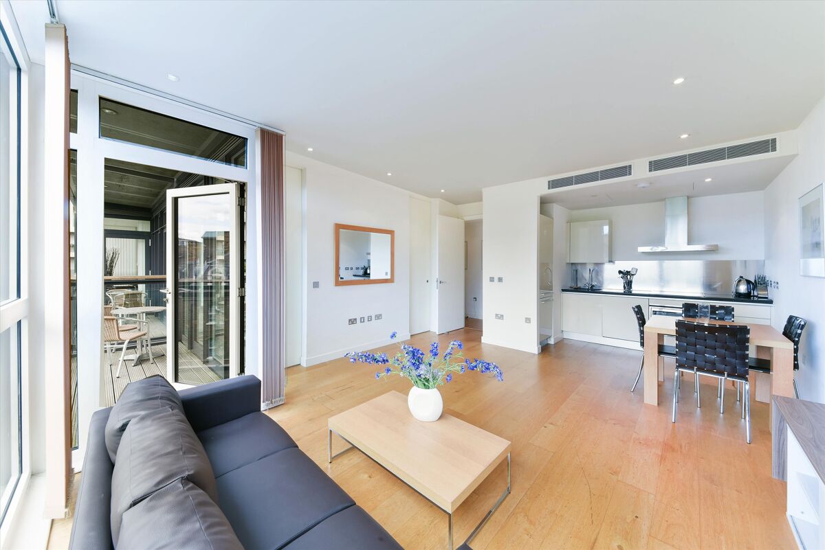 flat to rent in Hepworth Court, 30 Gatliff Road, Grosvenor Waterside, London, SW1W