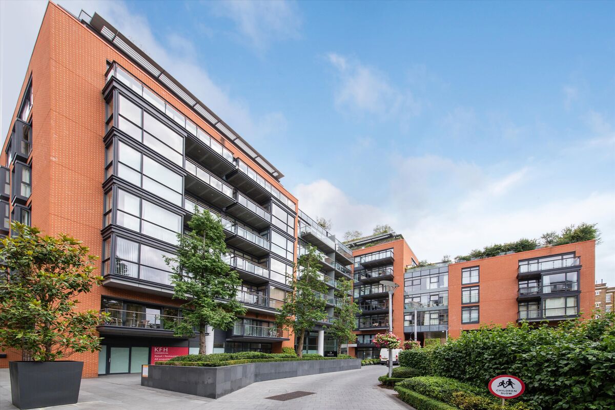 flat to rent in Hepworth Court, 30 Gatliff Road, Grosvenor Waterside