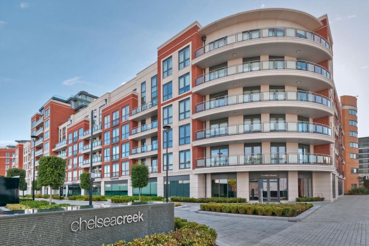 flat to rent in Counter House, Chelsea Creek, 1 Park Street, Fulham