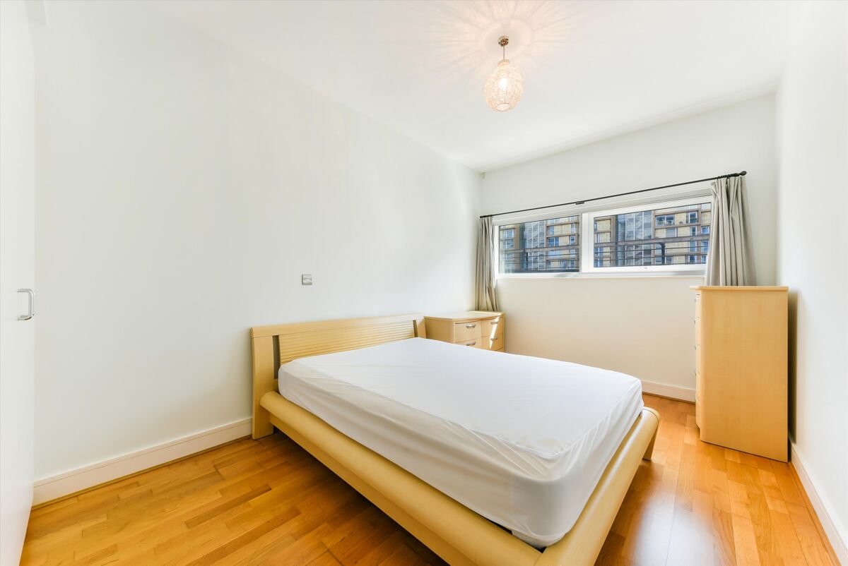 flat to rent in Warwick Building, Chelsea Bridge Wharf, Queenstown Road