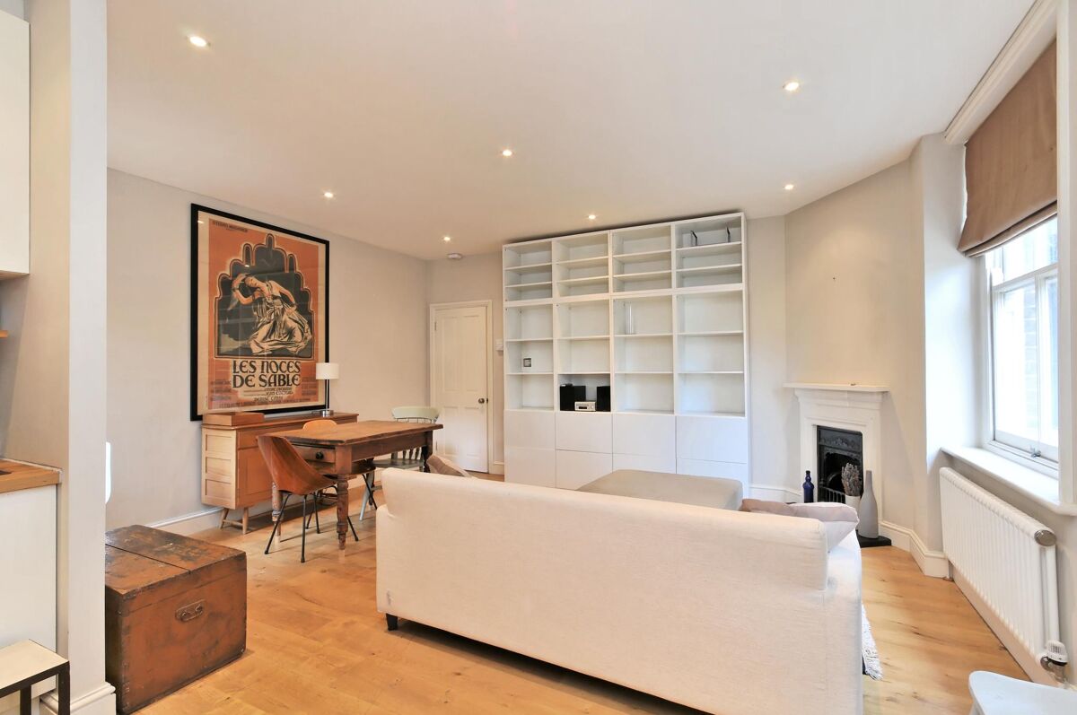 flat to rent in Primrose Mansions, Prince of Wales Drive, Battersea