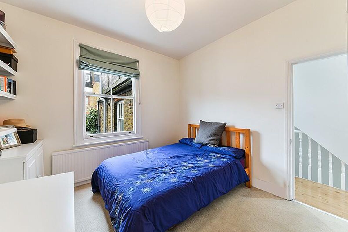 to rent in Ingelow Road, London, London, SW8 BAQ012176881
